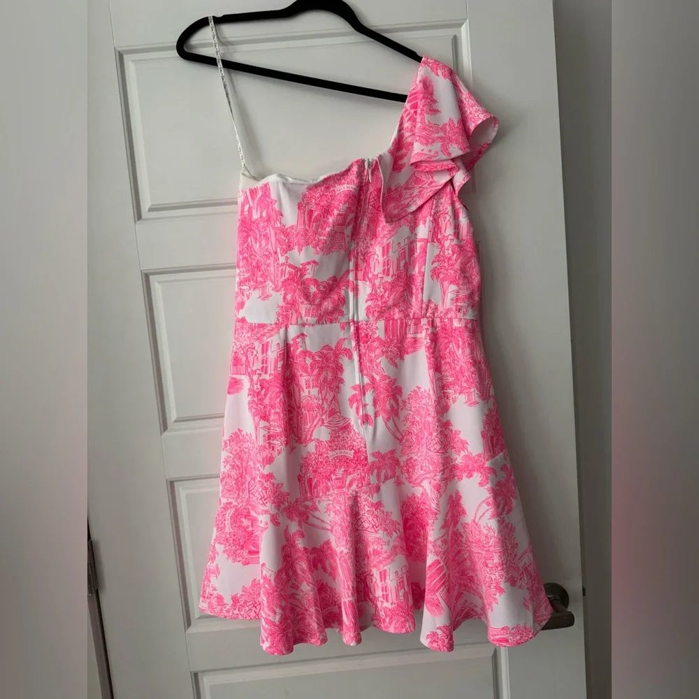 Lilly Pulitzer Romper - Picture 3 of 4